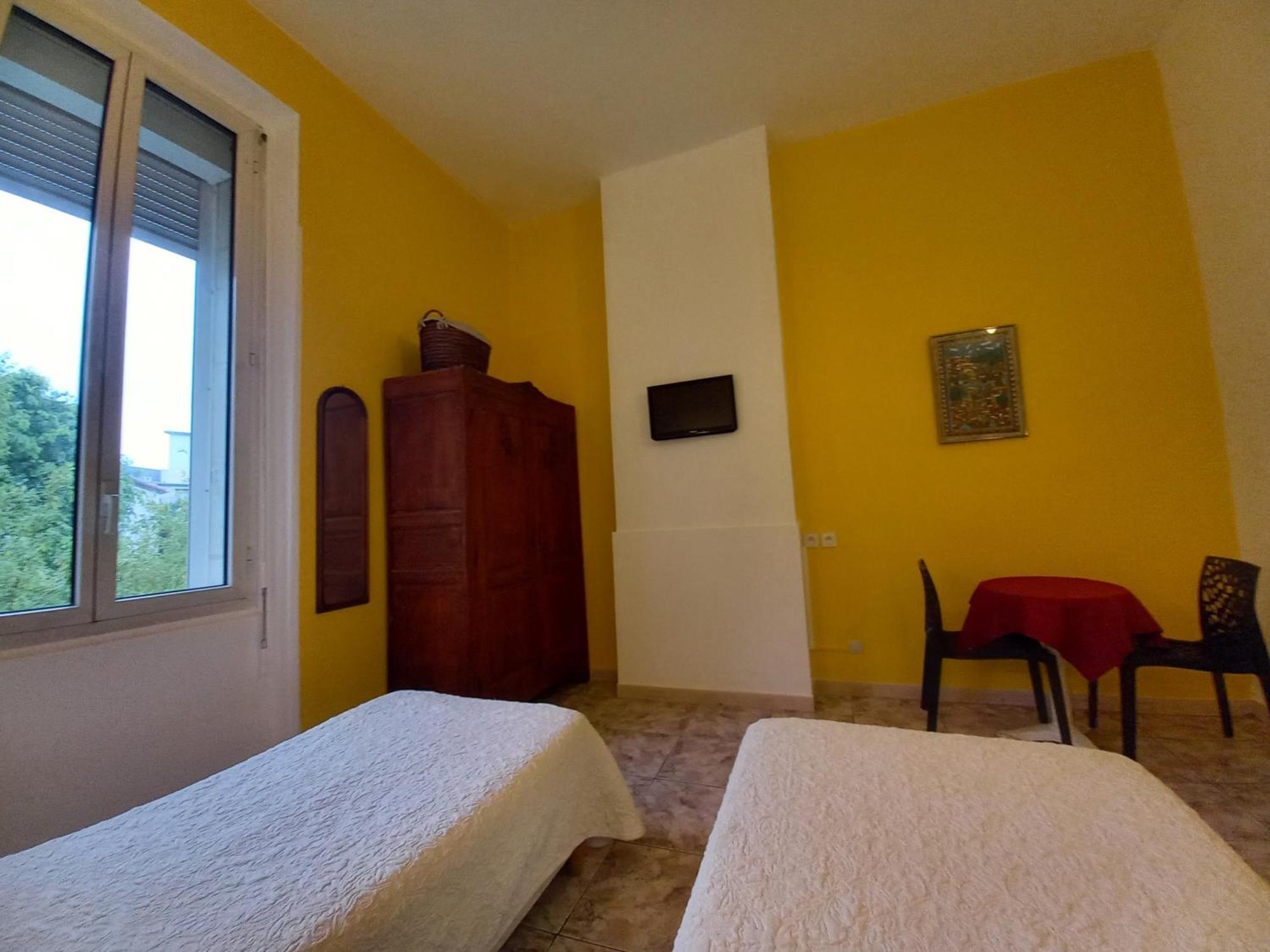 Hotel Acapulco Μονπελιέ Εξωτερικό φωτογραφία