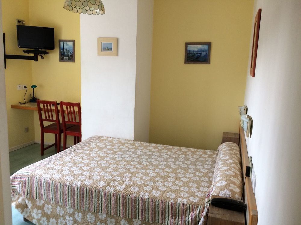 Hotel Acapulco Μονπελιέ Εξωτερικό φωτογραφία