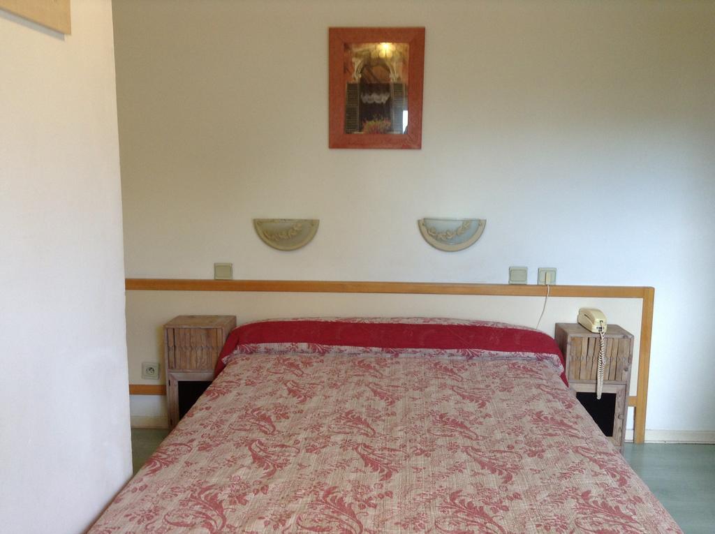 Hotel Acapulco Μονπελιέ Δωμάτιο φωτογραφία